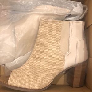 NIB. Tom’s Majorca peep toe boot. Size 11